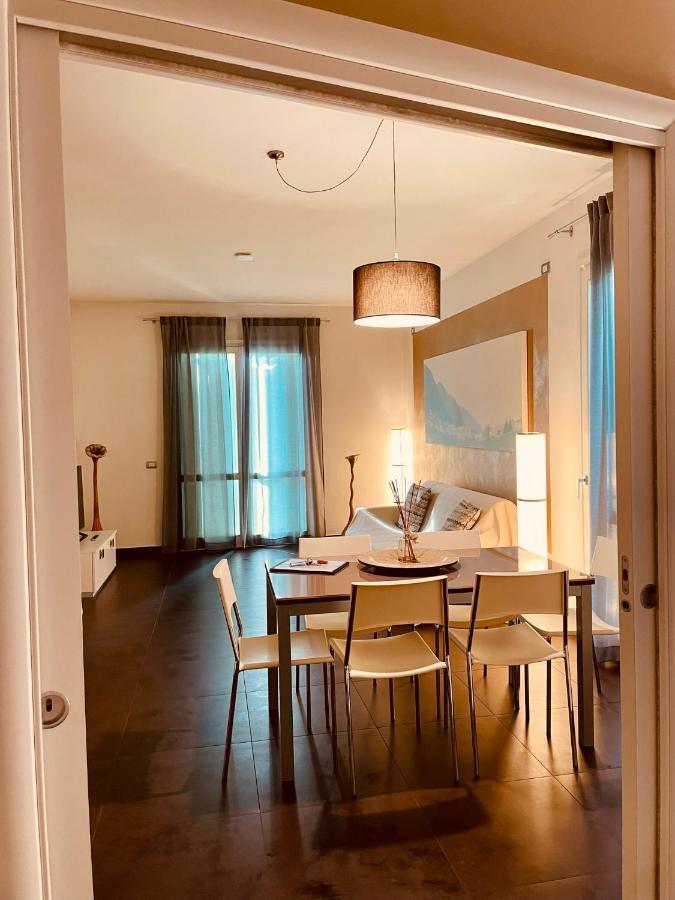 דסנזאנו דל גארדה Residence Del Lago מראה חיצוני תמונה