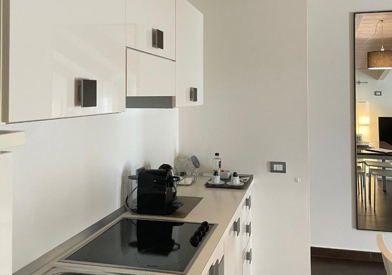 דסנזאנו דל גארדה Residence Del Lago מראה חיצוני תמונה