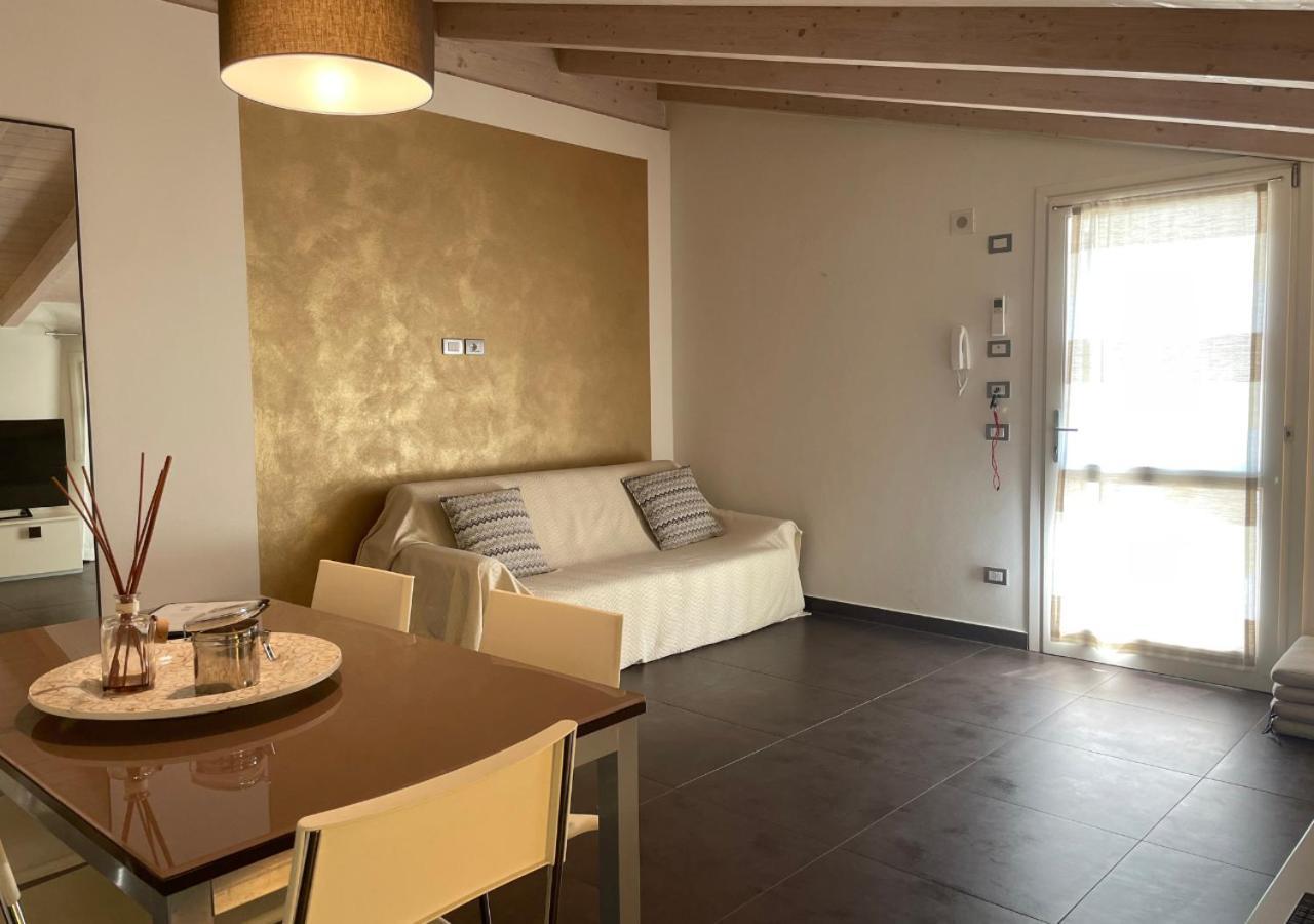 דסנזאנו דל גארדה Residence Del Lago מראה חיצוני תמונה